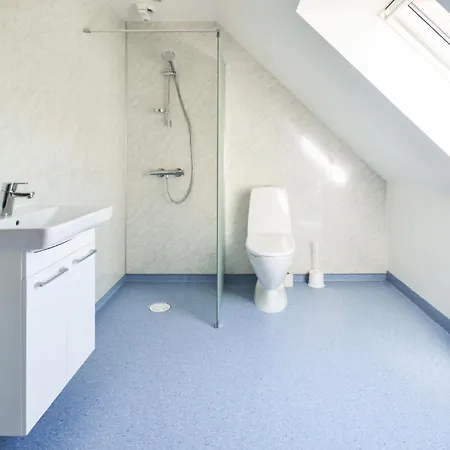 Vakantiehuis Ten-bedroom Holiday In Vaggerlose Bøtø By
