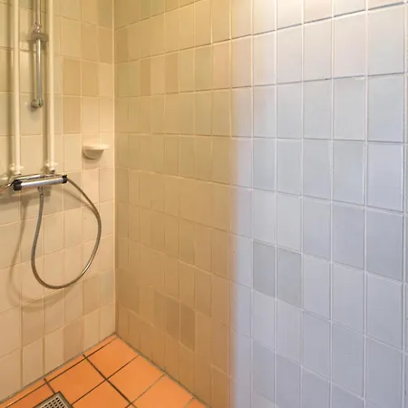 Ten-bedroom Holiday In Vaggerlose Vakantiehuis Bøtø By
