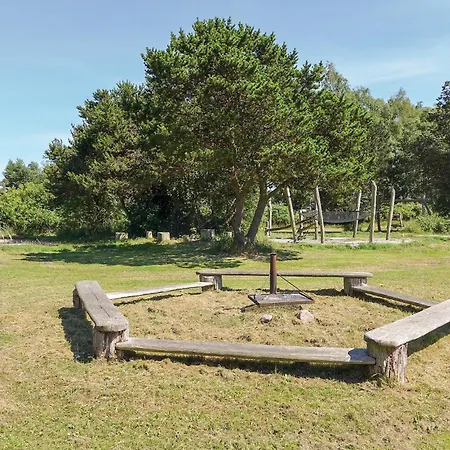 Ten-bedroom Holiday In Vaggerlose Bøtø By